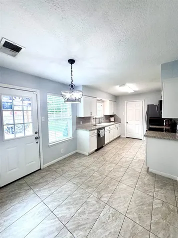 2809 La Mesa Street Bay City TX 77414
