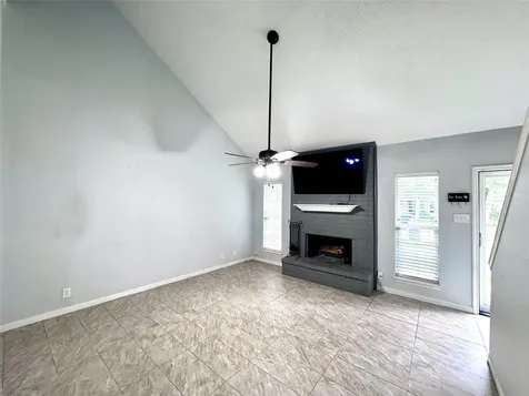 2809 La Mesa Street Bay City TX 77414