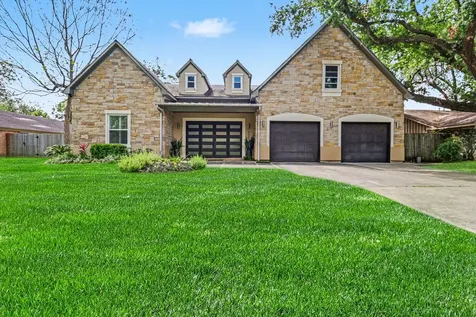 9507 Meadowglen Lane Houston TX 77063