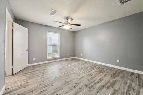 714 Heisse Street Alvin TX 77511