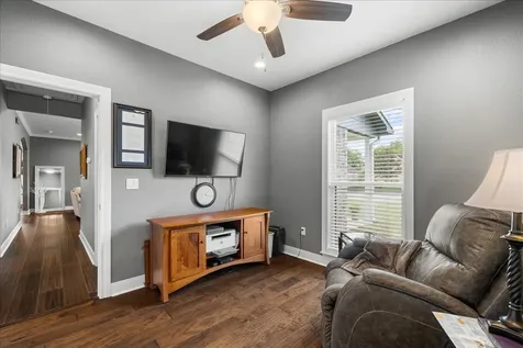 1207 Pecan Street Brenham TX 77833