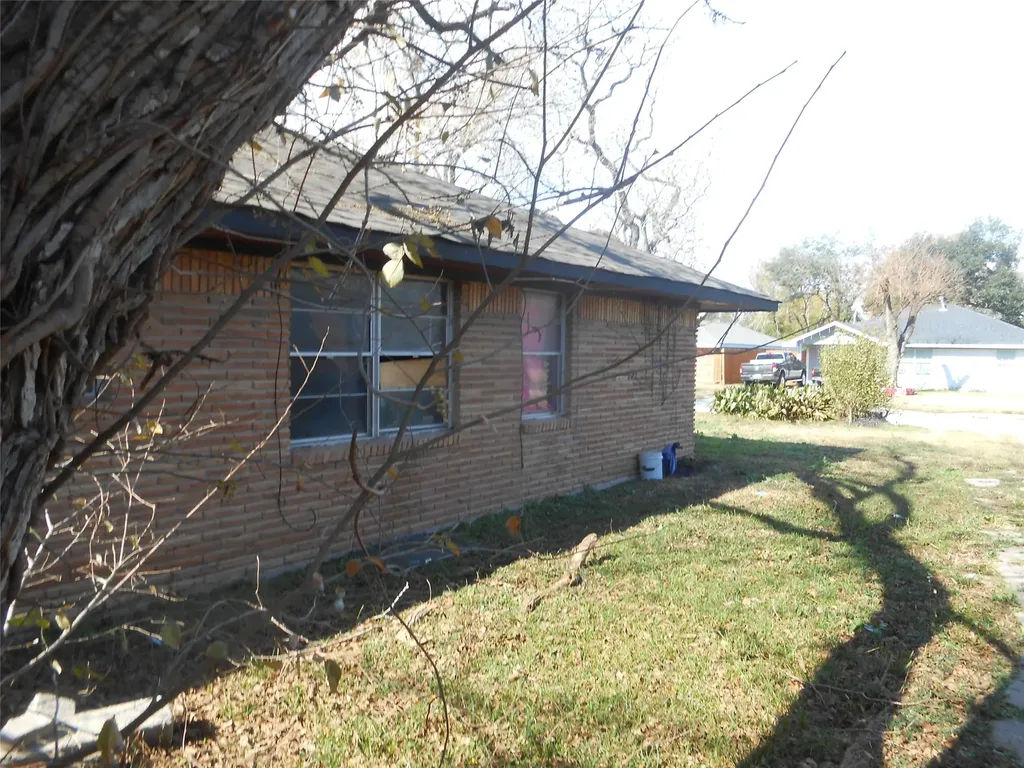 2711 Knotty Oaks Key South Houston TX 77045