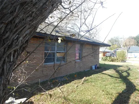 2711 Knotty Oaks Key South Houston TX 77045