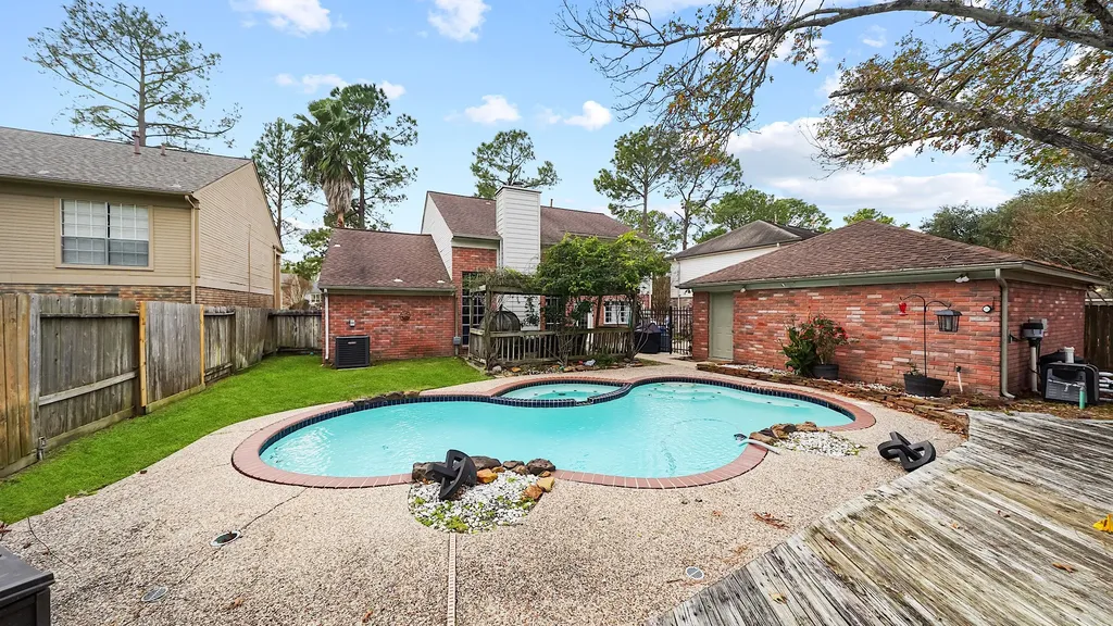 7518 Honey Creek Lane Houston TX 77095