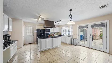 7518 Honey Creek Lane Houston TX 77095