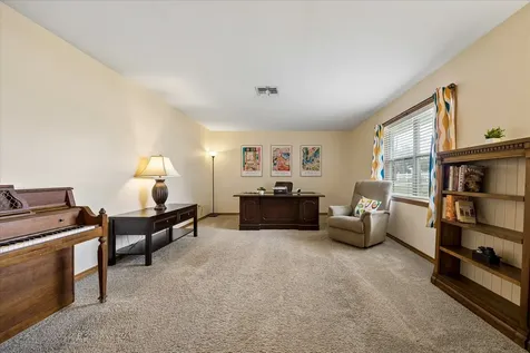 2919 Centerhill Circle Bellville TX 77418