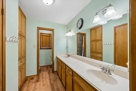 2919 Centerhill Circle Bellville TX 77418
