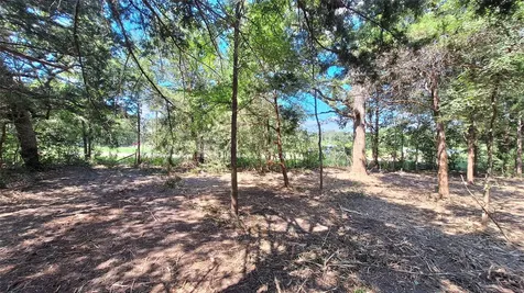 1014 Beaver Lake Drive Caldwell TX 77836