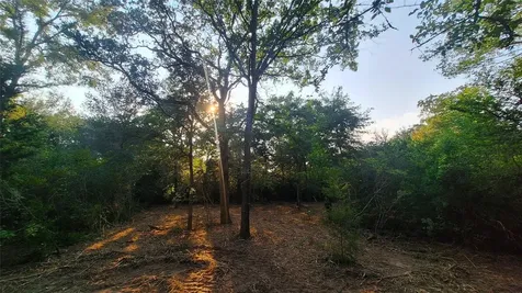 1014 Beaver Lake Drive Caldwell TX 77836