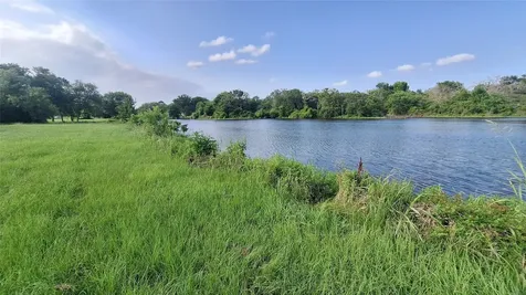 1014 Beaver Lake Drive Caldwell TX 77836