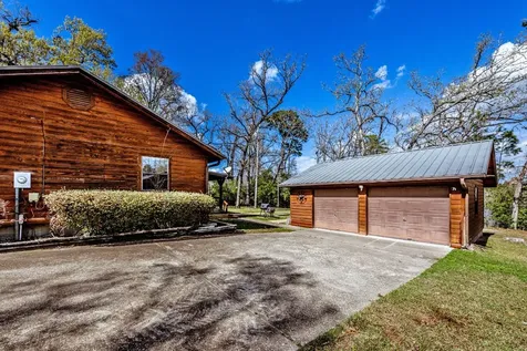 310 Marla Circle Huntsville TX 77320