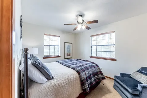 310 Marla Circle Huntsville TX 77320