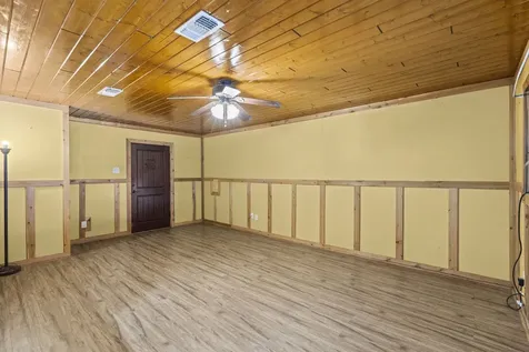 7117 Avenue D Santa Fe TX 77510