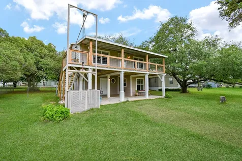 1551 Bayview Drive Palacios TX 77465