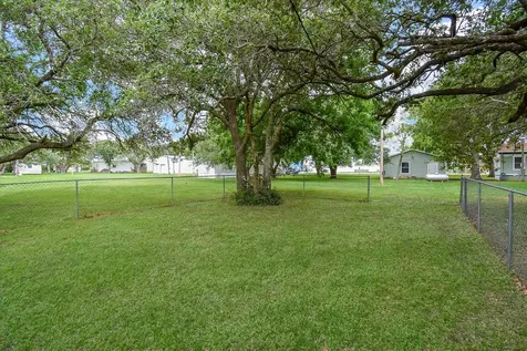 1551 Bayview Drive Palacios TX 77465