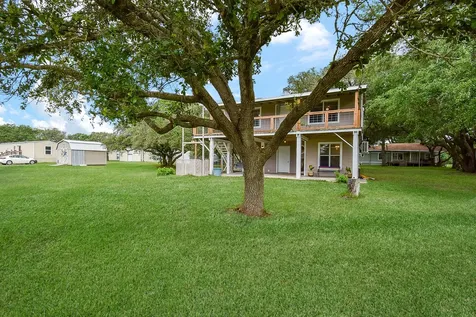 1551 Bayview Drive Palacios TX 77465