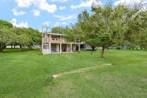 1551 Bayview Drive Palacios TX 77465