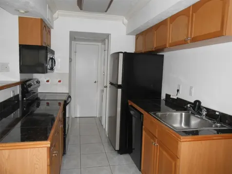 2750 Holly Hall Street 1412 Houston TX 77054