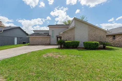 1915 Mustang Springs Drive Missouri City TX 77459