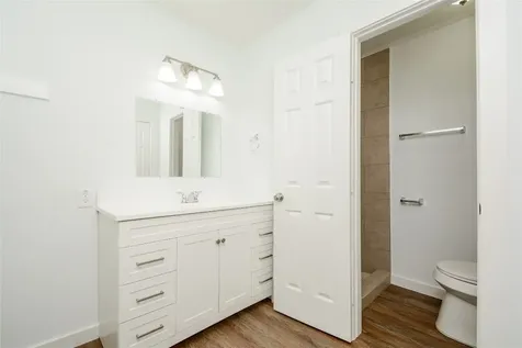 4708 Los Angeles Street Houston TX 77026