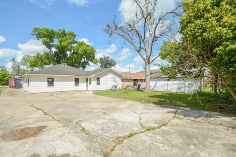 4708 Los Angeles Street Houston TX 77026