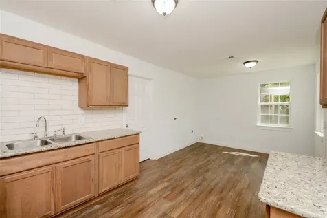 4708 Los Angeles Street Houston TX 77026