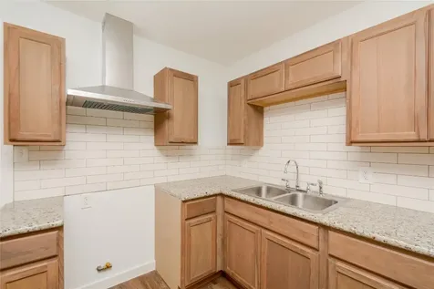 4708 Los Angeles Street Houston TX 77026