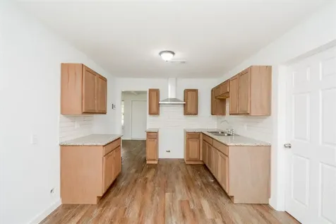 4708 Los Angeles Street Houston TX 77026