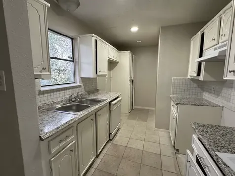 5919 Woodview Drive Houston TX 77396
