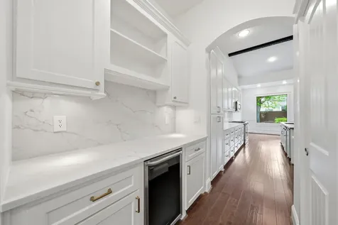 6525 Schiller Street Houston TX 77055