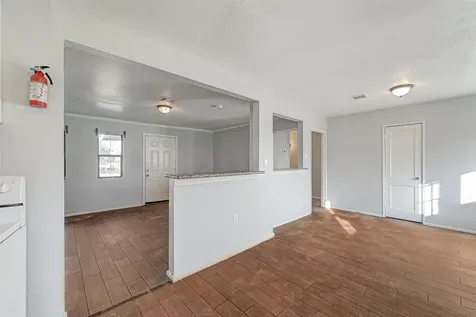 5322 Westover Street Houston TX 77033