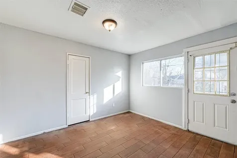5322 Westover Street Houston TX 77033