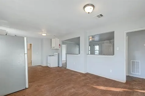 5322 Westover Street Houston TX 77033