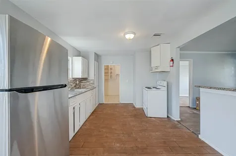 5322 Westover Street Houston TX 77033