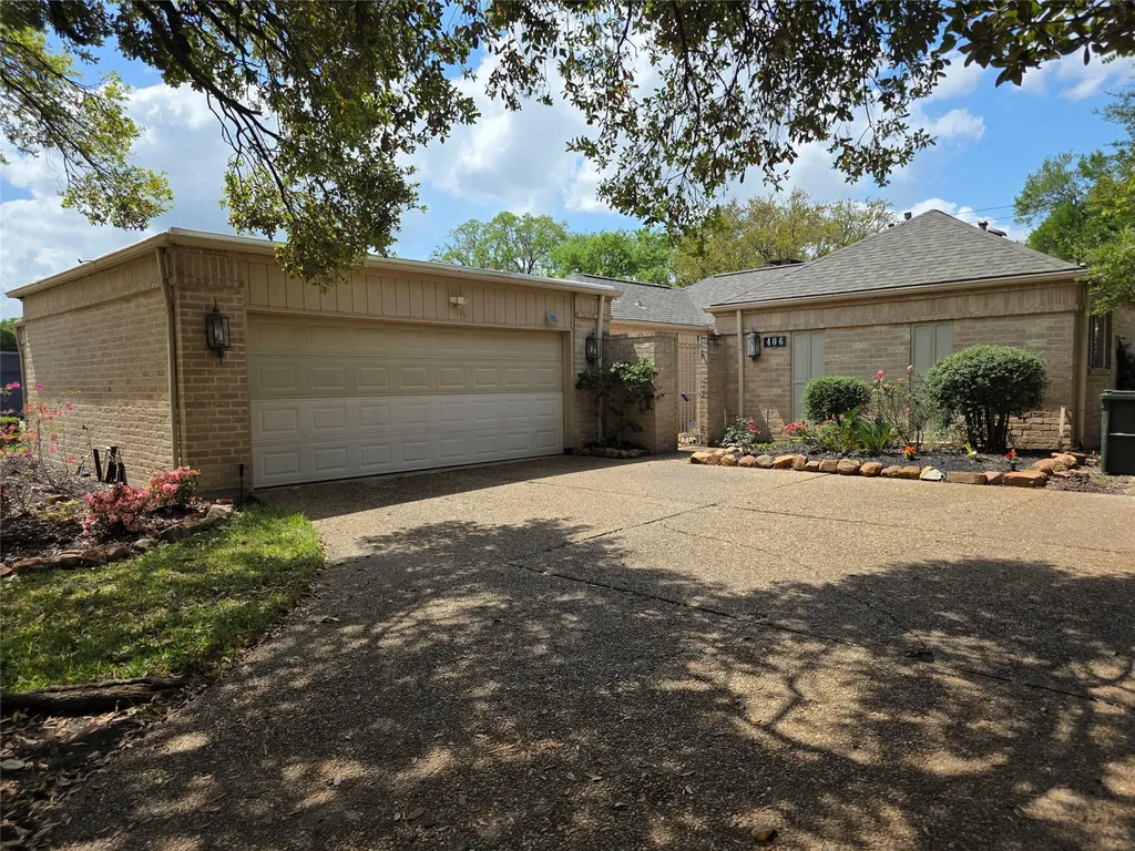 406 Fox Briar Sugar Land TX 77478