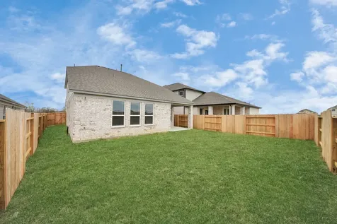 352 Ice Shore Trail Dayton TX 77535