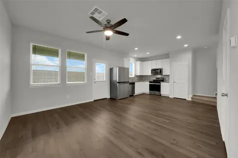 2542 Steelhead Drive Conroe TX 77384