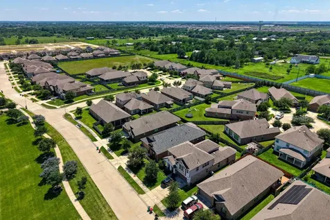8115 Cheyenne Hills Trail Richmond TX 77406