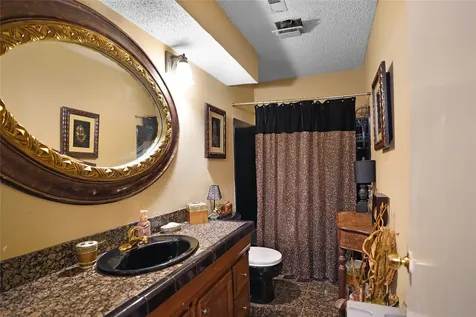 12338 Silo Lane Houston TX 77071