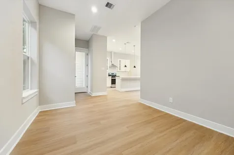 812 Thornton Street D Houston TX 77018