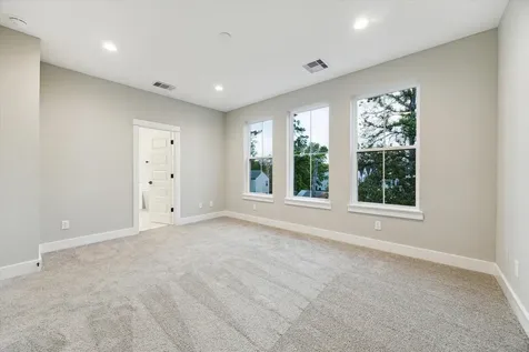 812 Thornton Street D Houston TX 77018