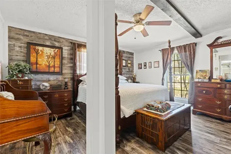 506 River Oaks Drive Huntsville TX 77340