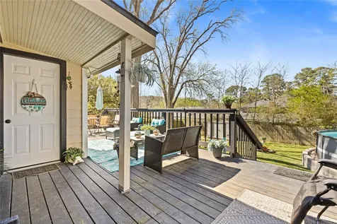 506 River Oaks Drive Huntsville TX 77340