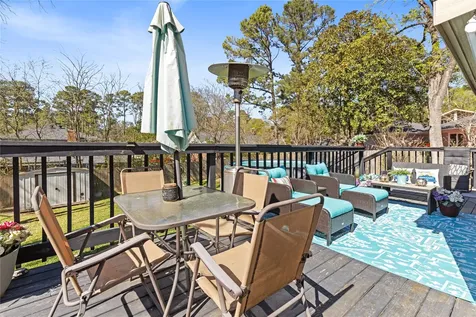 506 River Oaks Drive Huntsville TX 77340