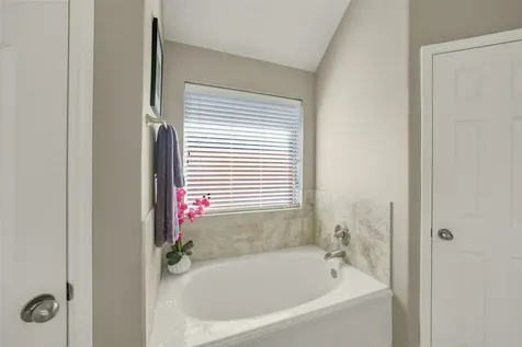 19314 Cloud Peak Drive Tomball TX 77377
