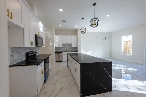 5906 Saint Augustine Street C Houston TX 77021