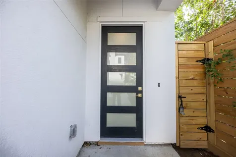 5906 Saint Augustine Street C Houston TX 77021