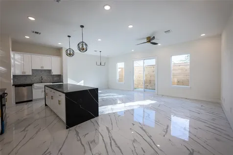5906 Saint Augustine Street C Houston TX 77021