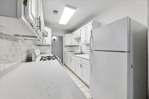 7714 Sterlingshire Street Houston TX 77016