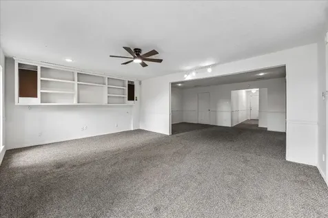 7714 Sterlingshire Street Houston TX 77016